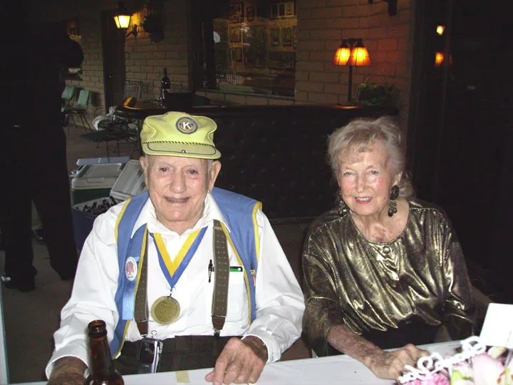 Phyllis Hosts A Party